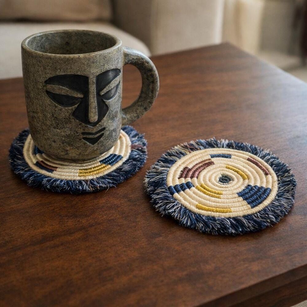 Hand-Carved African Wooden Mask & Rwandan Woven Sisal Coasters, 3 Pieces - Picture 3 of 9